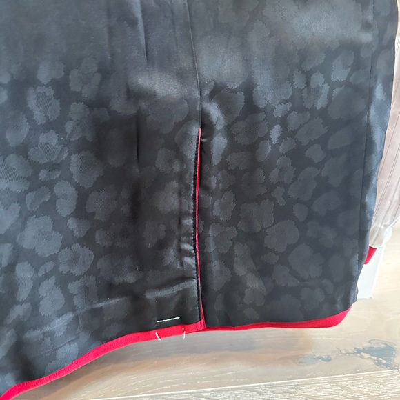 NWT Express Velvet Sport Coat with Contrast Black Satin Trim (Slim) - Picture 10 of 15